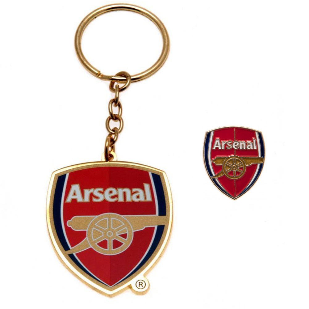 Arsenal FC crest shaped metal keyring and crest pin badge set on a backing card