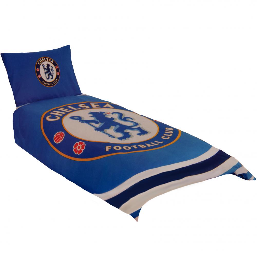 Chelsea FC pulse design single duvet cover with a large club crest in the centre and a crest pillowcase