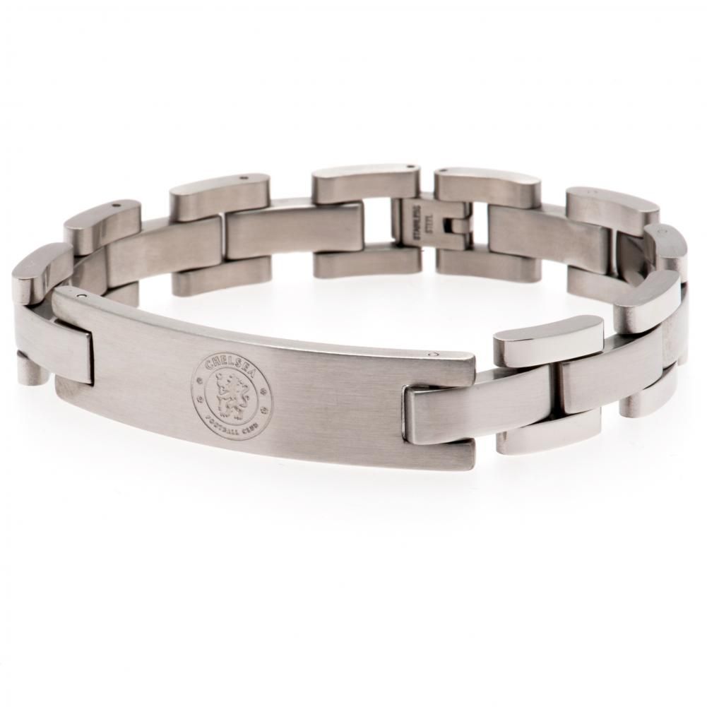 Chelsea FC classic stainless steel link bracelet with an engraved club crest plate