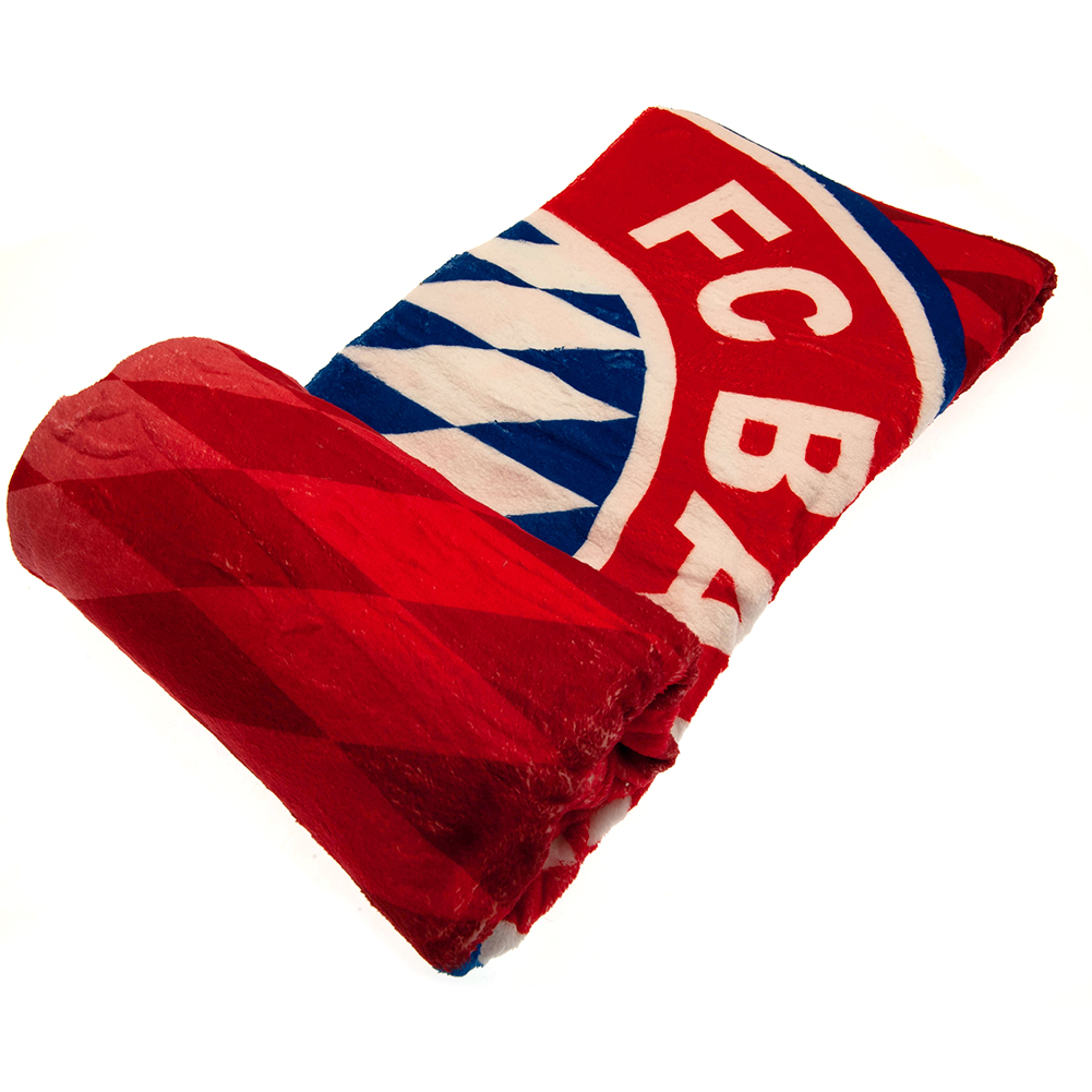 FC Bayern Munich red fleece blanket with a large club crest on a multitone red diamond pattern
