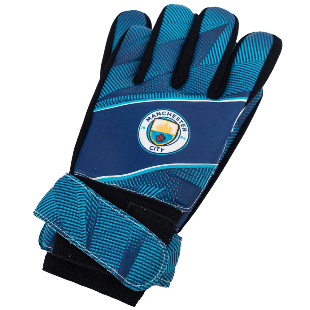 Manchester City FC Fuse youth goalkeeper gloves with a full colour City crest and elastic strap
