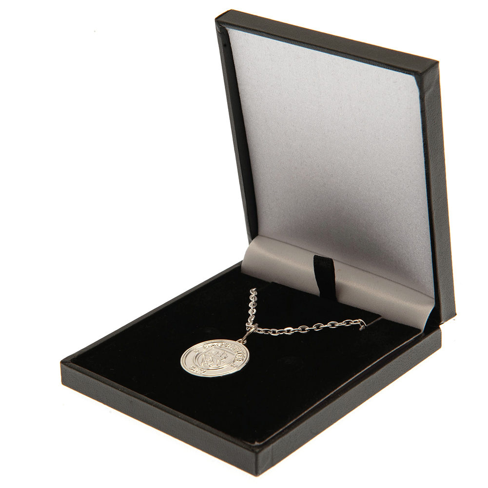 Manchester City FC silver plated crest pendant on a chain necklace with a lobster clasp, in a gift box