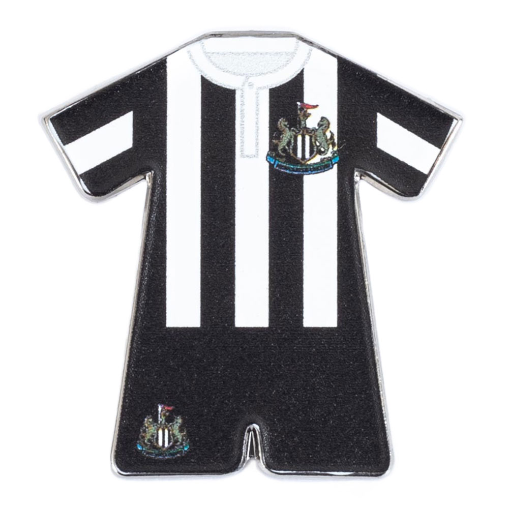 Newcastle United FC retro home kit shaped metal pin badge with full colour infill