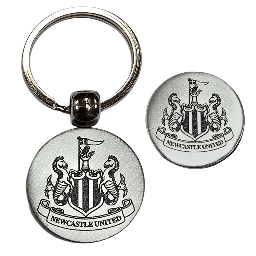 Newcastle United antique silver style metal keyring and pin badge set with the club crest