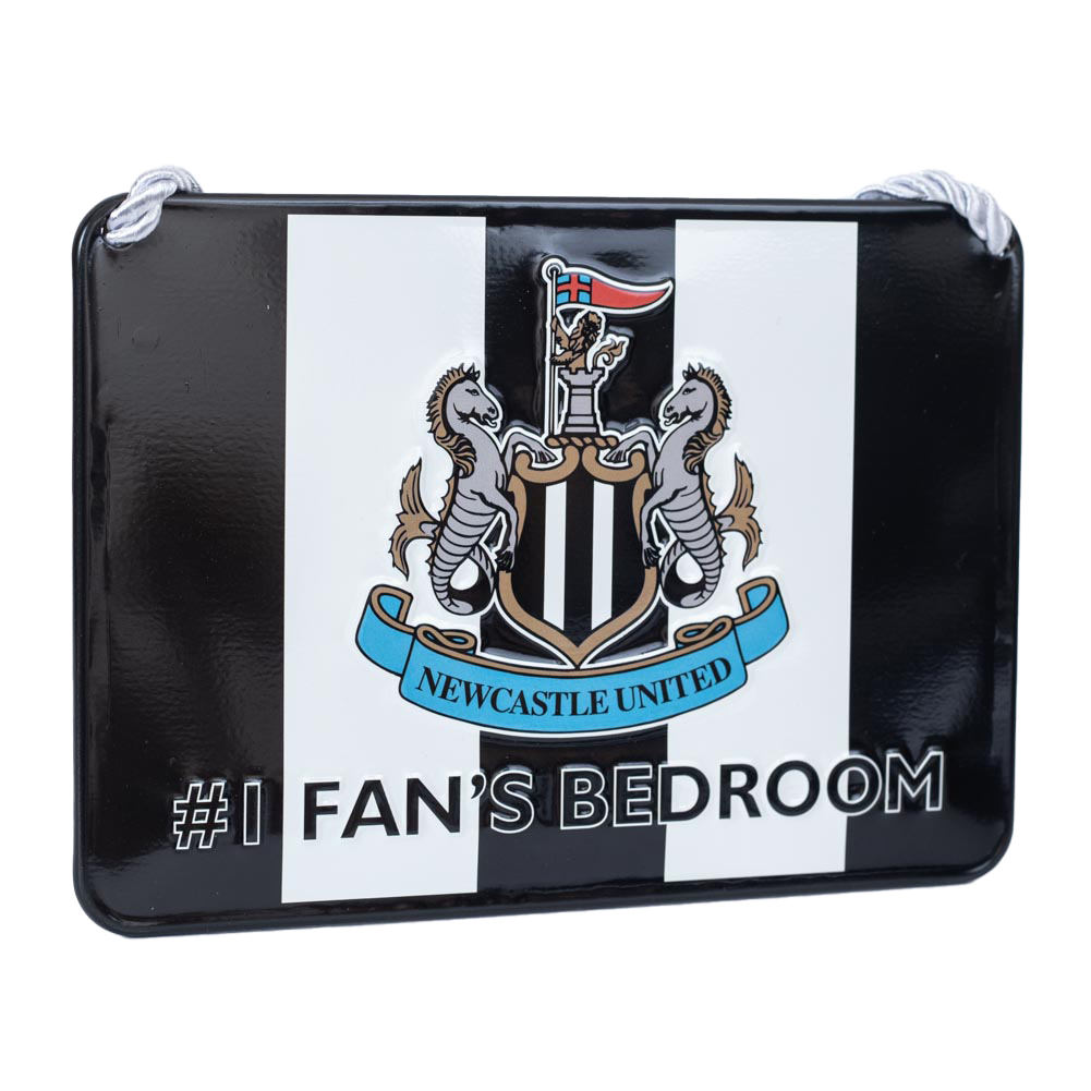 Newcastle United FC stripe design metal hanging bedroom sign with a large crest and #1 Fan's Bedroom text