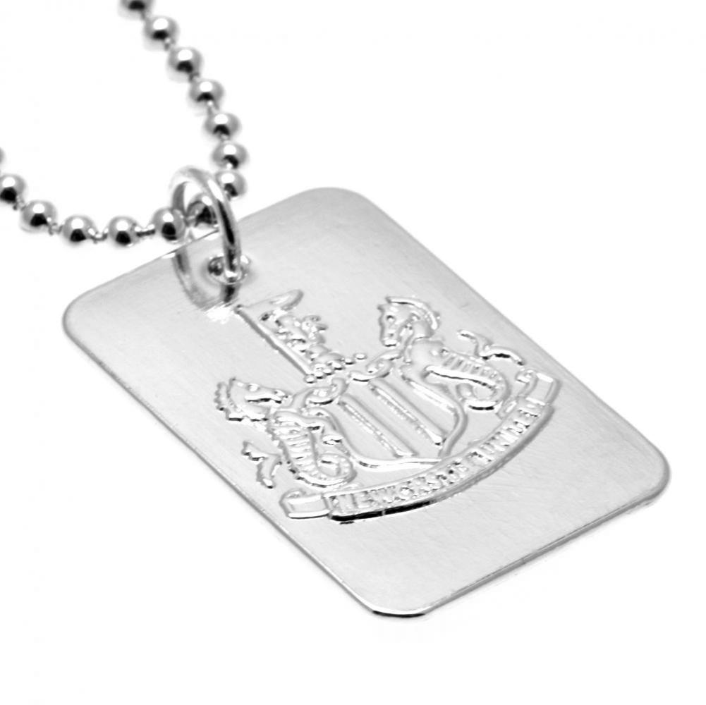 Newcastle United FC silver plated dog tag with an embossed club crest on a chrome finish and ball chain