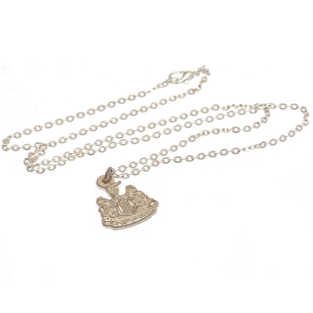 Newcastle United FC silver plated crest pendant on a chain necklace with a lobster clasp, in a blister pack