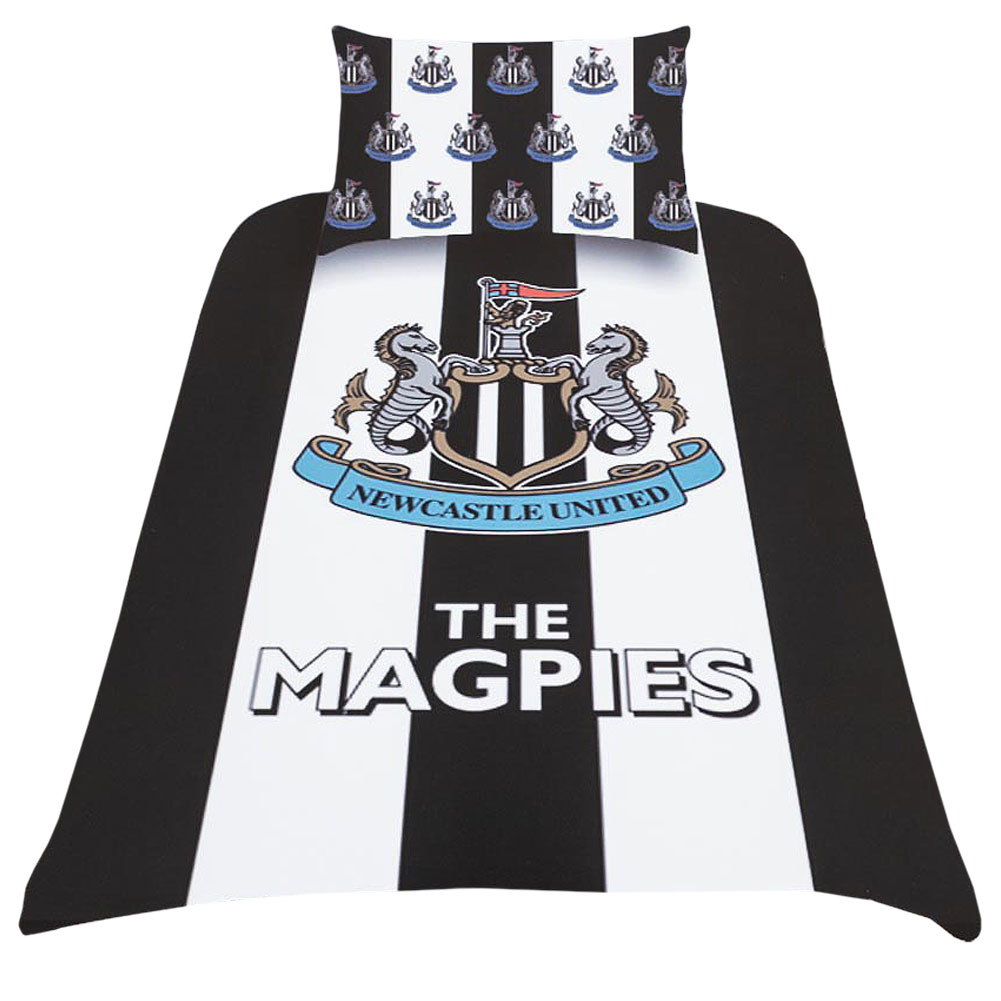 Newcastle United FC single duvet cover with a stripe design, a large crest and The Magpies text
