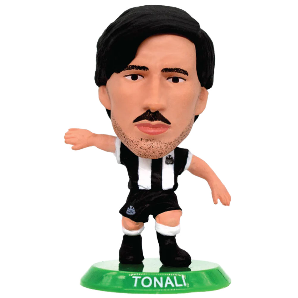 Newcastle United SoccerStarz Sandro Tonali collectable figure in the classic home kit on a green base