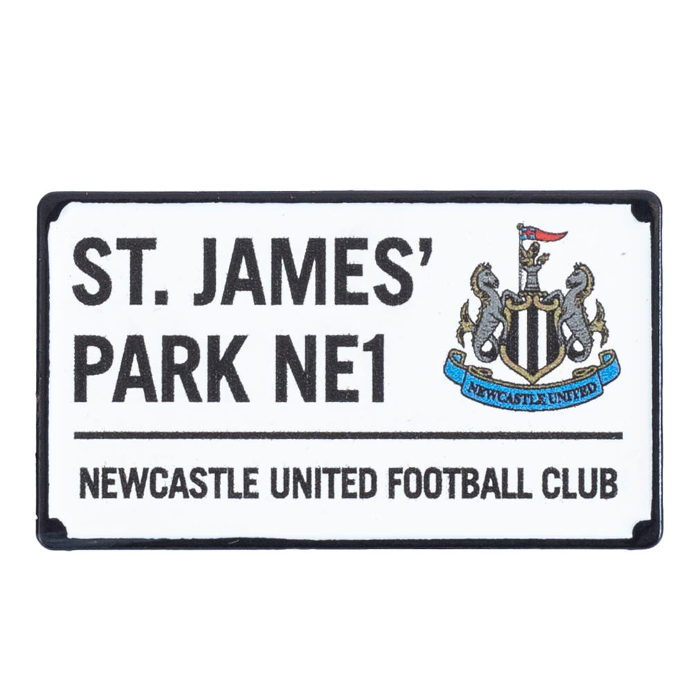 Newcastle United FC street sign shaped metal pin badge with full colour infill on a backing card