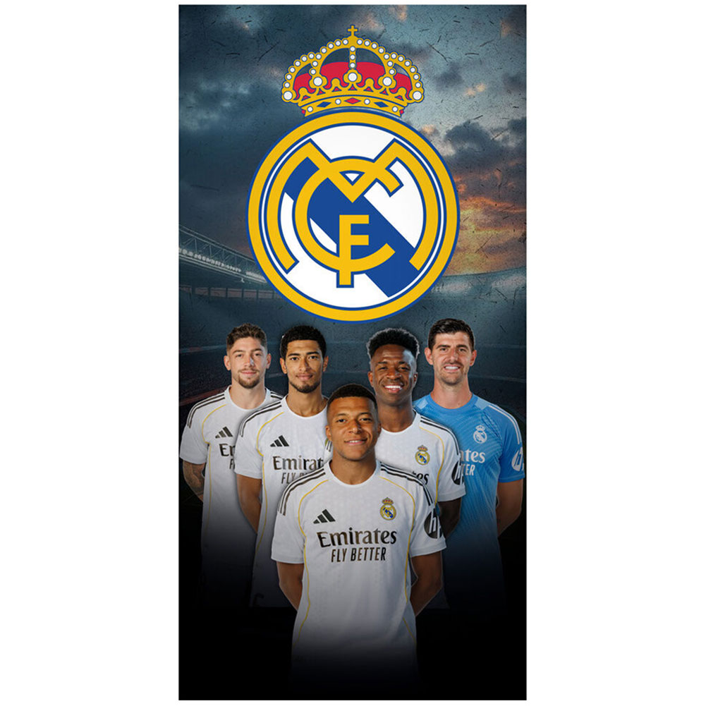 Real Madrid CF polyester beach towel with a stadium design featuring Real Madrid players